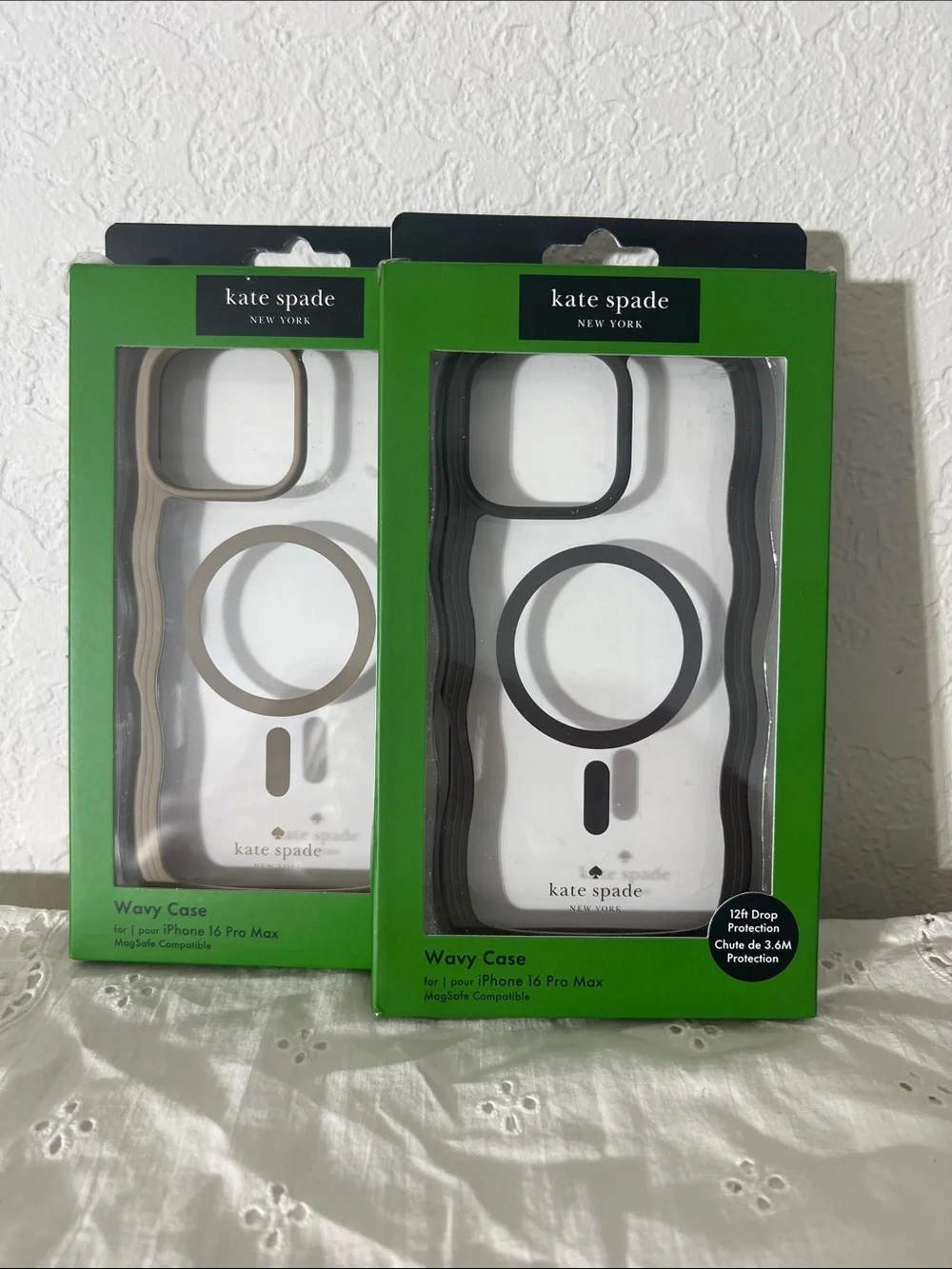 Pair of Kate Spade iPhone 16 Pro Max MagSafe Wavy Case Black/Taupe New in Box